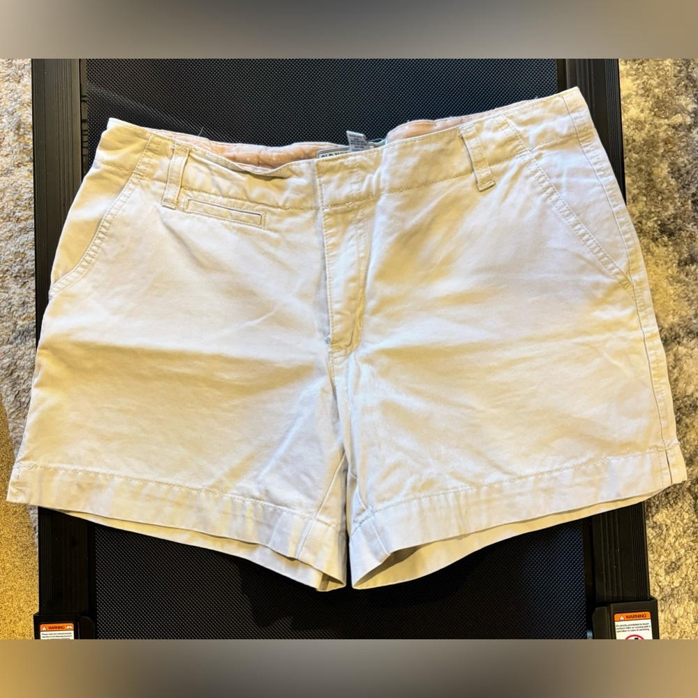 Womens Old Navy shorts Beige Size 8